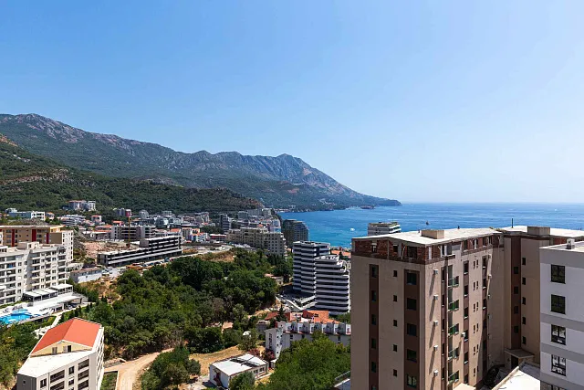 Luxury Penthouse in 5★ Resort with Rooftop Jacuzzi & Sunrise Views — photo 15